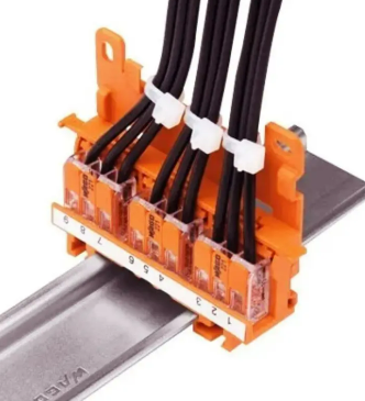 Suporte P/ Fixacao EM Trilho Familia 221 4MM Wago